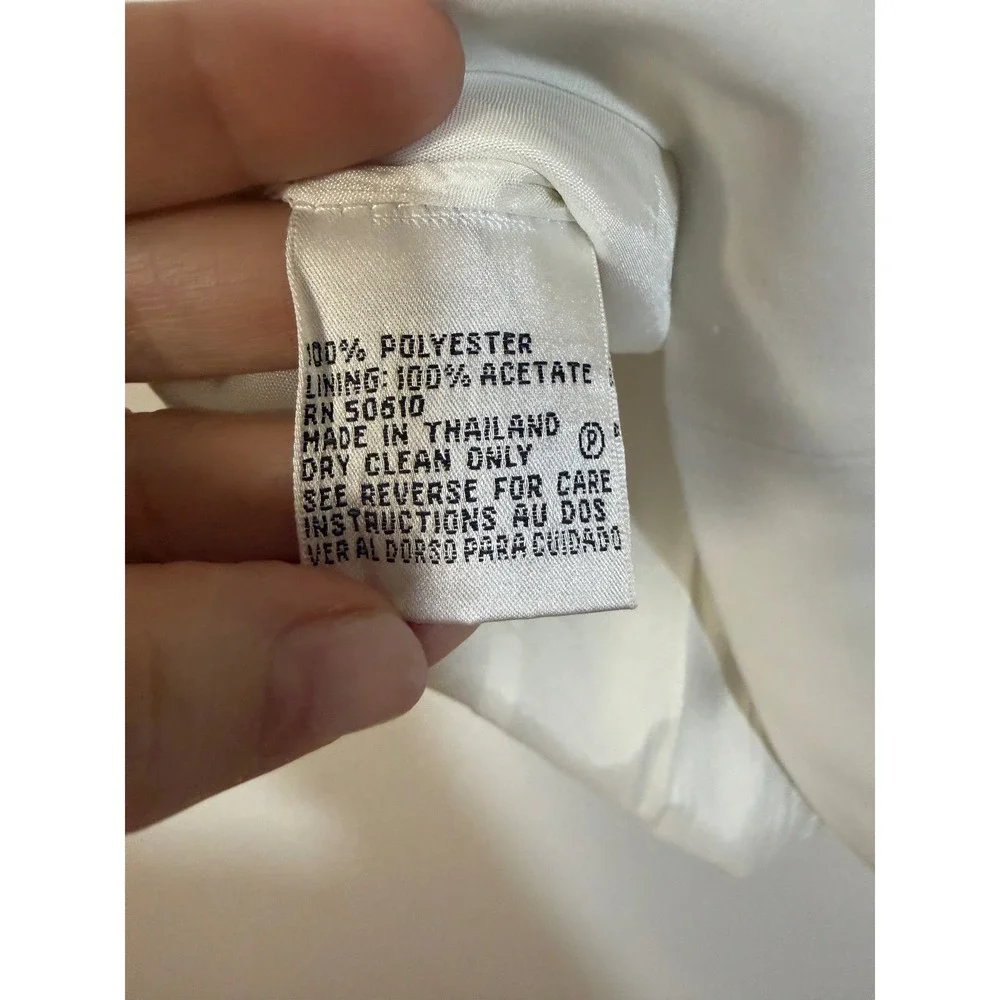 Kasper Sleeveless Blouse Women 14 White V-Neck Side Zip Lined Shell Top - Picture 5 of 6